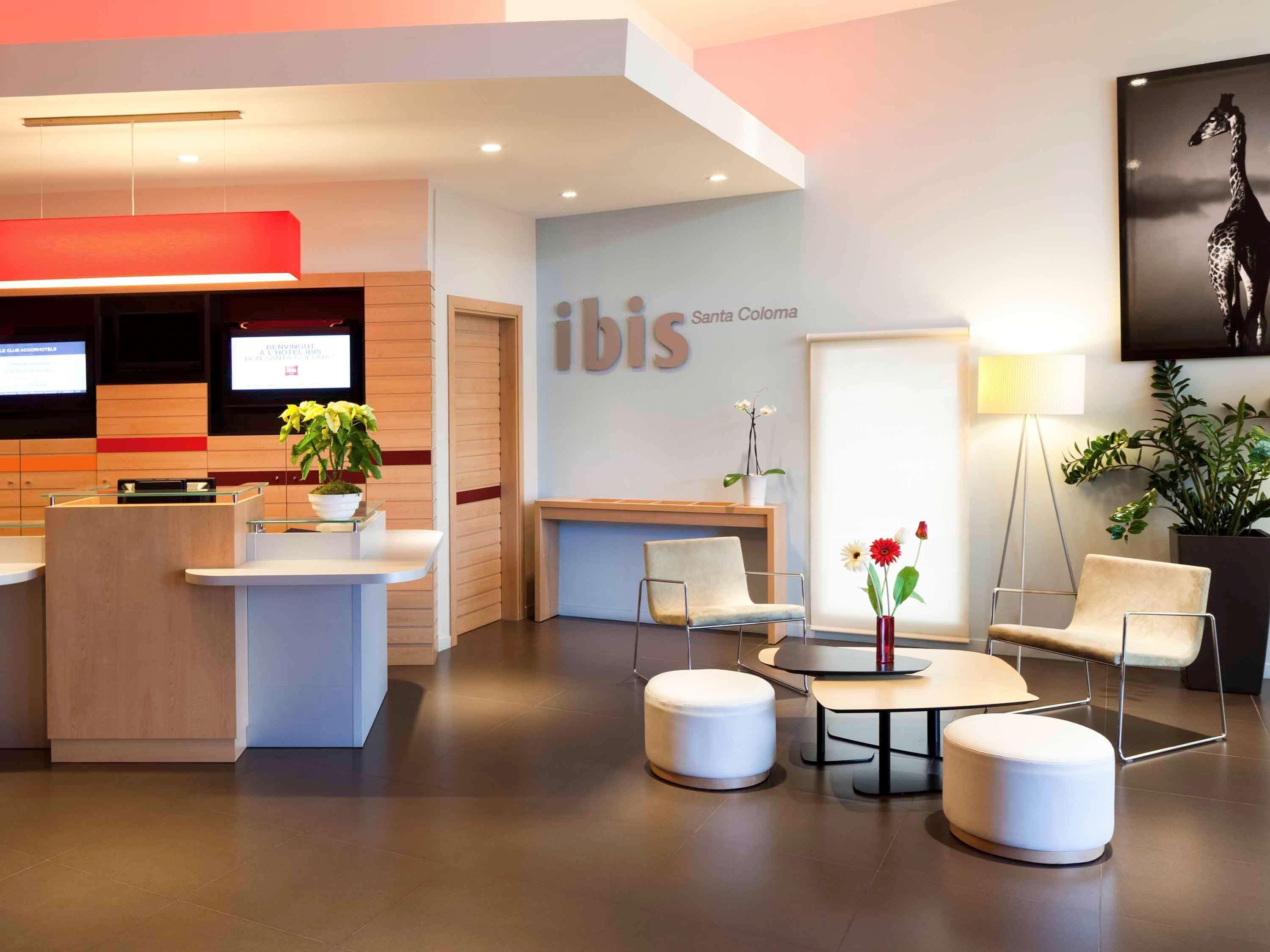 Ibis Barcelona Santa Coloma Hotel Santa Coloma de Gramenet Exterior photo