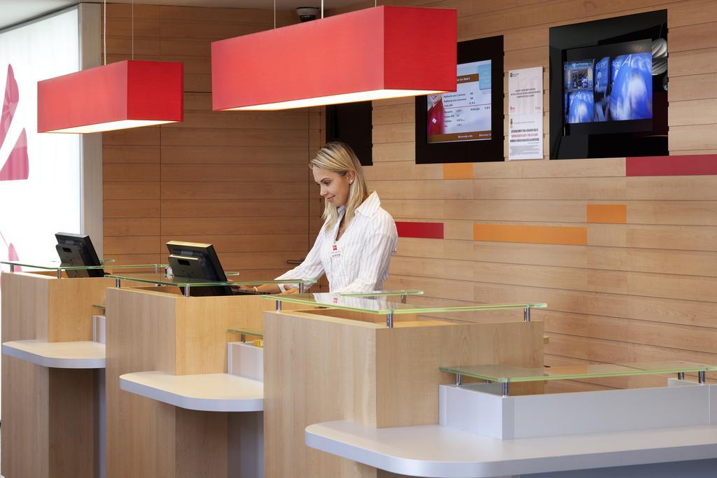 Ibis Barcelona Santa Coloma Hotel Santa Coloma de Gramenet Exterior photo